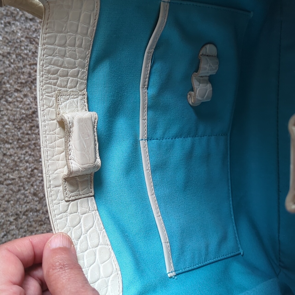 Vintage Brahmin White Leather With Stone Floral Bag - Picture 7 of 16